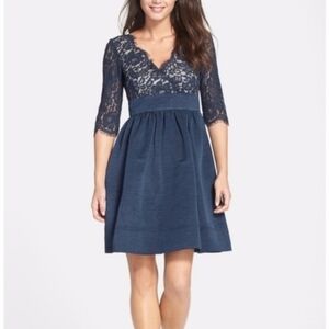Eliza J Dress Womens Size 2 Navy Lace V-Neck 3/4 Sleeve